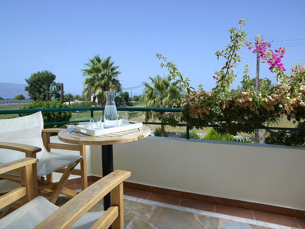 Mousses Apartments & Studios كيساموس الغرفة الصورة